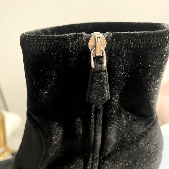 PRADA BLK VELVET CHUNKY HEEL ZIPPER BOOT - Picture 5 of 11